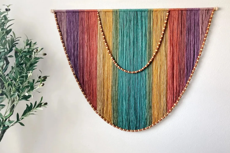 What Are The Benefits Of Rainbow Tapestry Wall Decor?